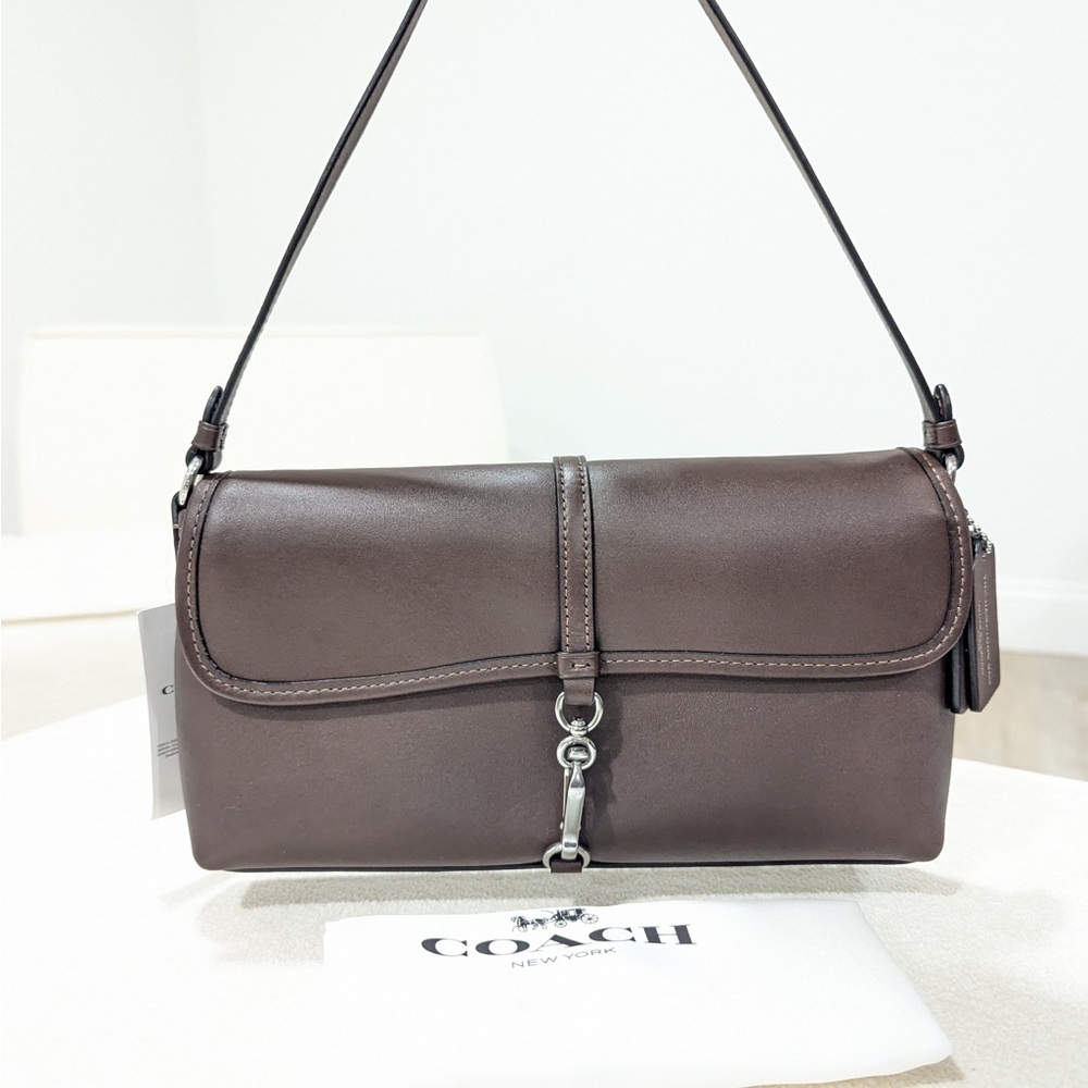 NWT - Coach Hampton Shoulder Bag - CP132 - Maple